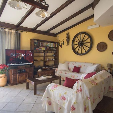 Villa Gusmano بيديمونتي إتنيو المظهر الخارجي الصورة