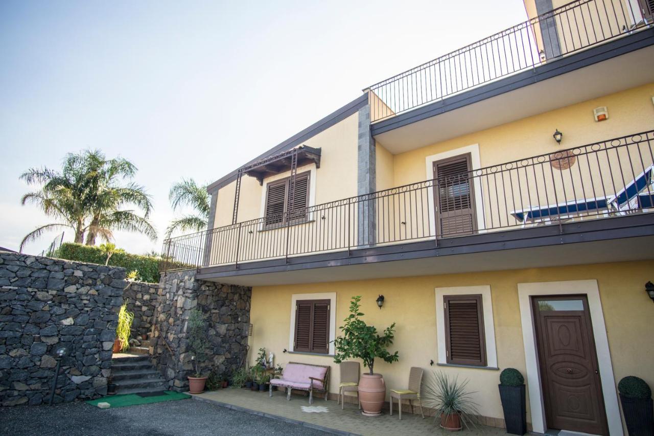 Villa Gusmano بيديمونتي إتنيو المظهر الخارجي الصورة